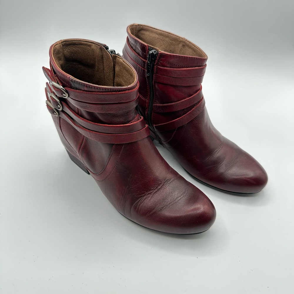 Miz Mooz Red Ankle Booties with Slouched Detail Women’s US 7.5